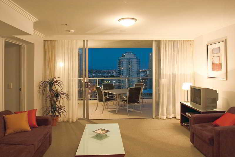 Oaks Brisbane Lexicon Suites Ruang foto