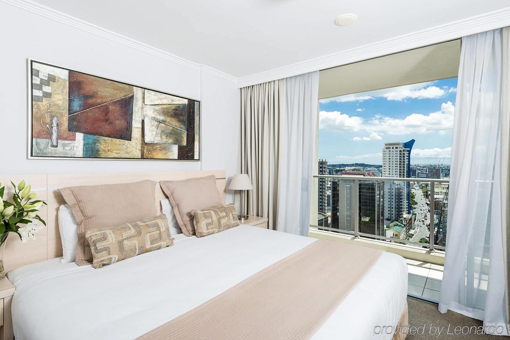 Oaks Brisbane Lexicon Suites Bagian luar foto