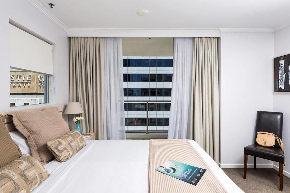 Oaks Brisbane Lexicon Suites Bagian luar foto