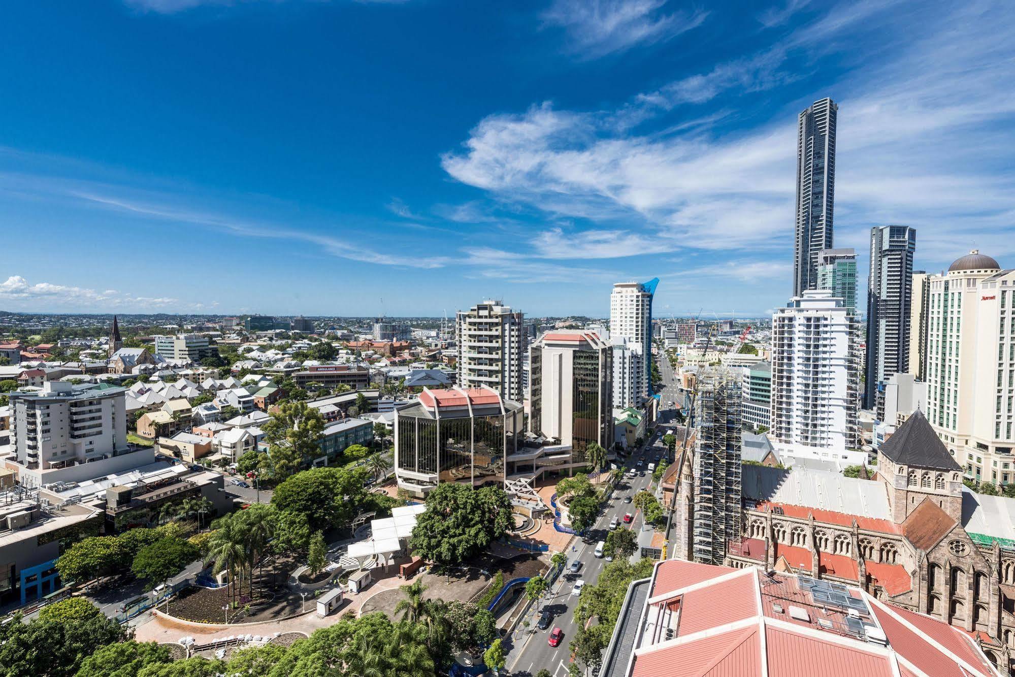 Oaks Brisbane Lexicon Suites Bagian luar foto