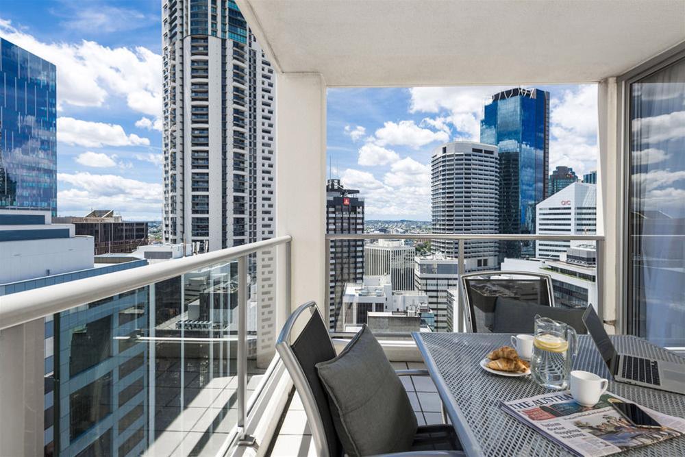 Oaks Brisbane Lexicon Suites Bagian luar foto